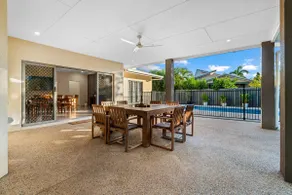 Zen Lotus 4BR with Private Pool - Patio - Garage - Yard - Image 3