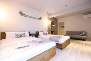 Lanikai Designer Villa Kawahira Bay is a 3-minute walk - Image 3
