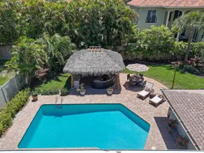 (NEW) Tiki Palm House | Poolside Chef’s Kitchen - Image 2