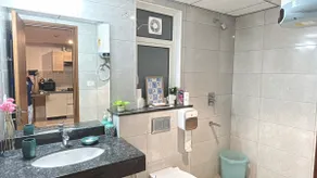 GolfCrest / ExpoMart /JP/ Noida / PariChowk / 11th - Image 3