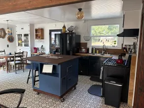 Punch Bowl Art House - Artsy, Comfy & Convenient - Image 3