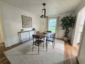 The Buffalo Bungalow - Image 5