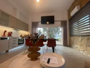 Beach Bungalow - Image 2