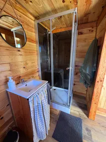 Cabin in the countryside - Image 4