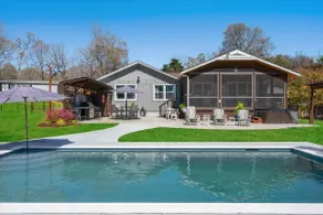 Sandy Shores Pool & Spa Retreat w/Hot Tub/Beach - Image 4