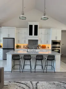 Welcome to Lakefront Retreat - Image 4