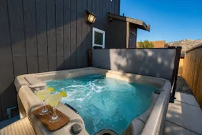 The Noir House | Near Sequoia + Hot Tub + 5 Beds - Image 5