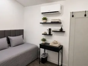 Modern Independent Tiny House - Image 5