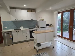 Wamberal Hideaway Retreat - Image 4