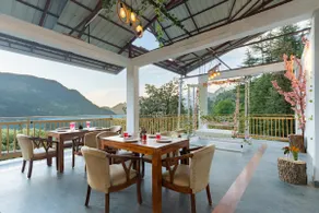 Escape to Nature in Jibhi | Spacious 4BR Cottage - Image 5
