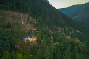 Escape to Nature in Jibhi | Spacious 4BR Cottage - Image 4