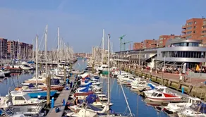 Charming house 50 meters from The Hague harbor – excellent location! - Image 4