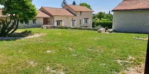 House 29 minutes from Futuroscope and 35 minutes from Center Parcs - Image 4