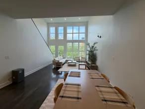 Pilsen Prism: Sun-Drenched 3BR + Parking - Image 2