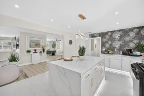 4B4B Executive Estate-Pool Putting Green Arcade - Image 3