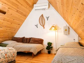 ”Dream” wooden apartment with pool & billiards table - Image 3