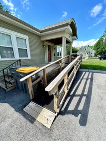 Bloomington Boho Bungalow, 3 king beds - Image 5