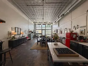 The Juke Joint Hideaway - Downtown Walk Everywhere - Image 2