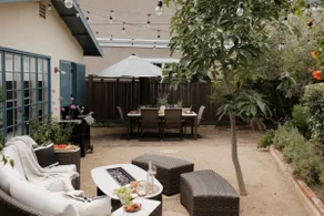 Designer Bird Rock Gem | Walk to Beach & Cafés - Image 3