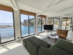 Le Panorama – Waterfront loft with sea view - Image 2