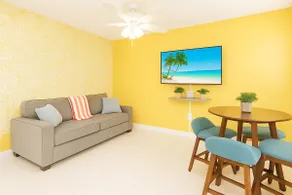 1BR Hideaway on the Canal – Peaceful & Cozy APT 3 - Image 2