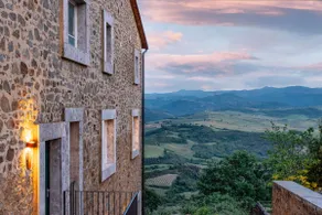 Suite apartment in Val d'Orcia - Image 3