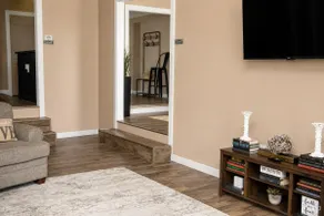 BG’s Hideaway: Modern 4BR Retreat - Image 4