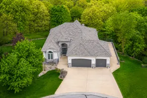 5BR Luxury Retreat near World Cup Stadium - Image 5