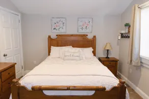 Cozy Cottage Getaway in Quakertown, Bucks County - Image 3
