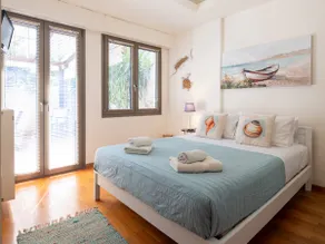 Yellow Sun Marine Apt - Image 3