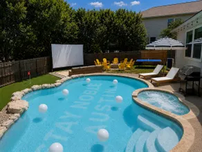 Pool, Hot Tub, Huge Theater, Mini Golf, Sleeps 19 - Image 2