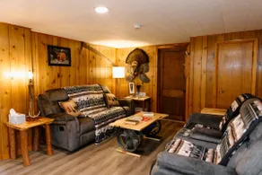 Frog Hollow Cabin & Bunk Room: Hot Tub | Fire Pit - Image 4