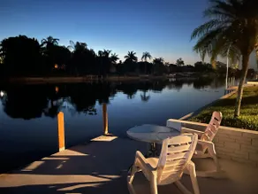 Hidden Secret Waterfront Retreat - Image 4