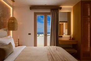 Nikolia's House, New Luxe villa & Prive Jacuzzi  - Image 2