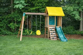 Sleeps 10 | 4BR w/ 6 Beds | Spacious Yard - Image 5