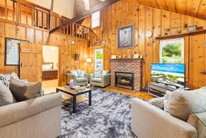 Lusby Beach House -3 BD 2 BA Steps to the Sand - Image 3
