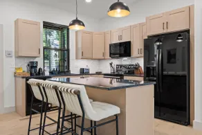 Modern 4BR Ridge Retreat w/View • 2 King Suites - Image 5
