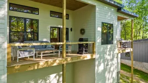 Modern 4BR Ridge Retreat w/View • 2 King Suites - Image 4