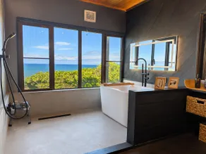 Villa Surf Kariko | Private Seaside Villa - Image 5