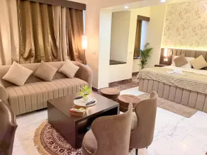 Luxury Studio at Windsor Park| Gym, Pool & WiFi - Image 4