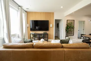 Comfortable 3BR Home | Sleeps 9 | 20 Min to NYC - Image 4