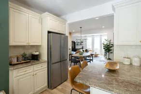 Comfortable 3BR Home | Sleeps 9 | 20 Min to NYC - Image 3