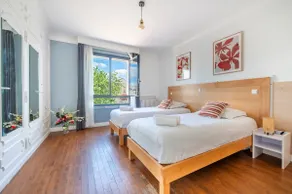 Paris 20mn, King Size bed, Terrace, Free Parking - Image 4