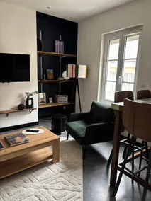 Cozy designer apartment – Angers city center, close to the train station - Image 5