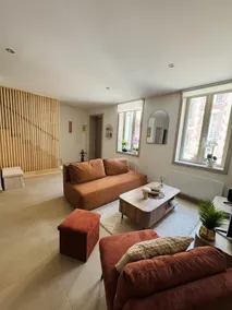 A cozy house right in the city center - Image 3