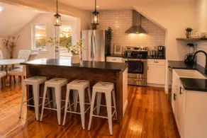 Kenney's Beach Loft - Vineyards, Horton Lighthouse - Image 2
