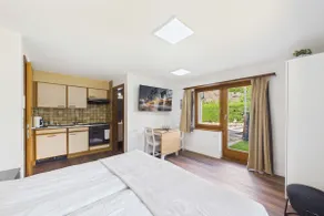 Charming Garden Apartment Near Brig - Image 2