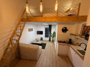 Cozy suite with Jacuzzi, terrace, private parking. - Image 2