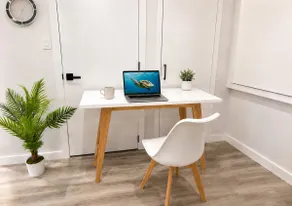 Private 1BR Suite Self Check-In 15 Min WEM - Image 3