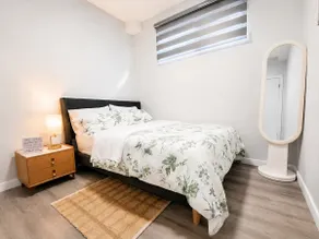 Private 1BR Suite Self Check-In 15 Min WEM - Image 2